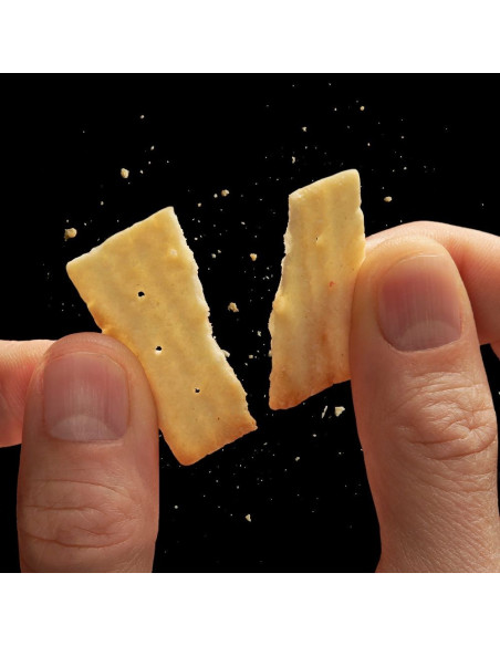 Cheez-It Grooves Cheddar Blanco - My American Market