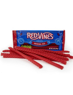 Red Vines - Original Red Twists (lacets à mâcher au goût fraise) - My American Market 2