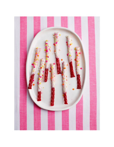 Twizzlers Twists Cherry 453g - My American Market