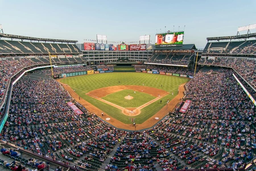 stade de baseball lors d'un match aux USA